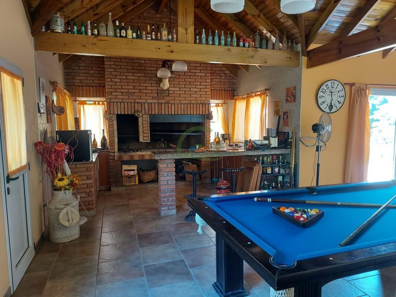 Casa 10 ambientes - uribelarrea - cañuelas
