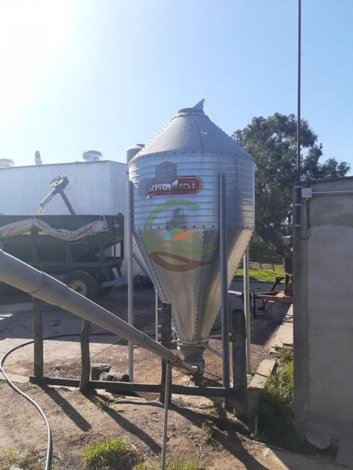 95 Ha Granja de Cerdos - Trenque Lauquen