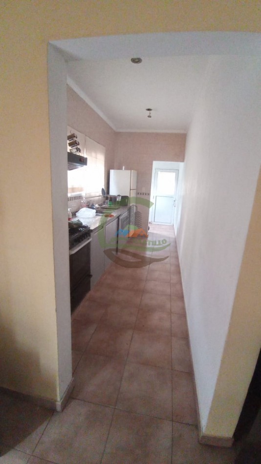 Casa con pileta - Saladillo