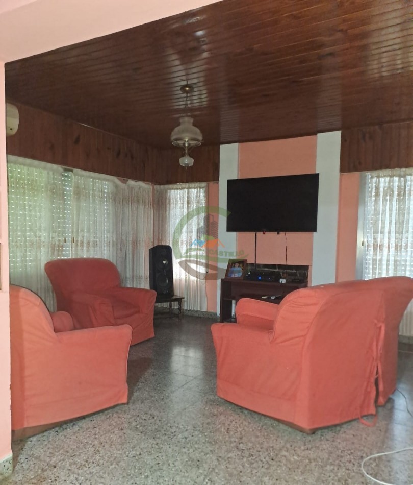 Granja Avicola con Casa - Pedernales