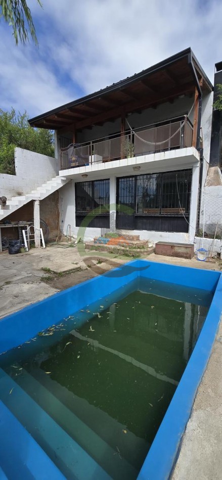 Casa 3 pisos con pileta - Villa Carlos Paz - Cordoba