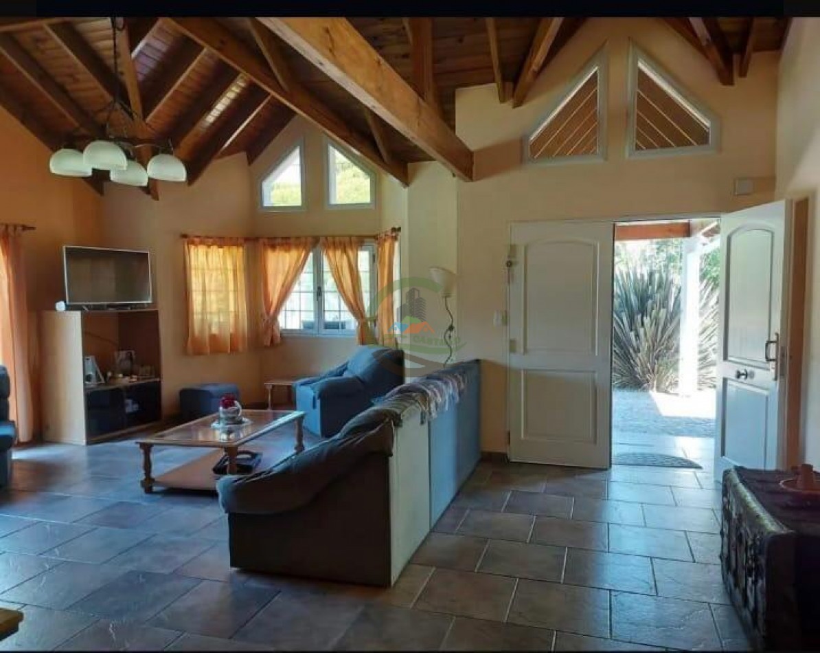 Casa 10 ambientes - uribelarrea - cañuelas