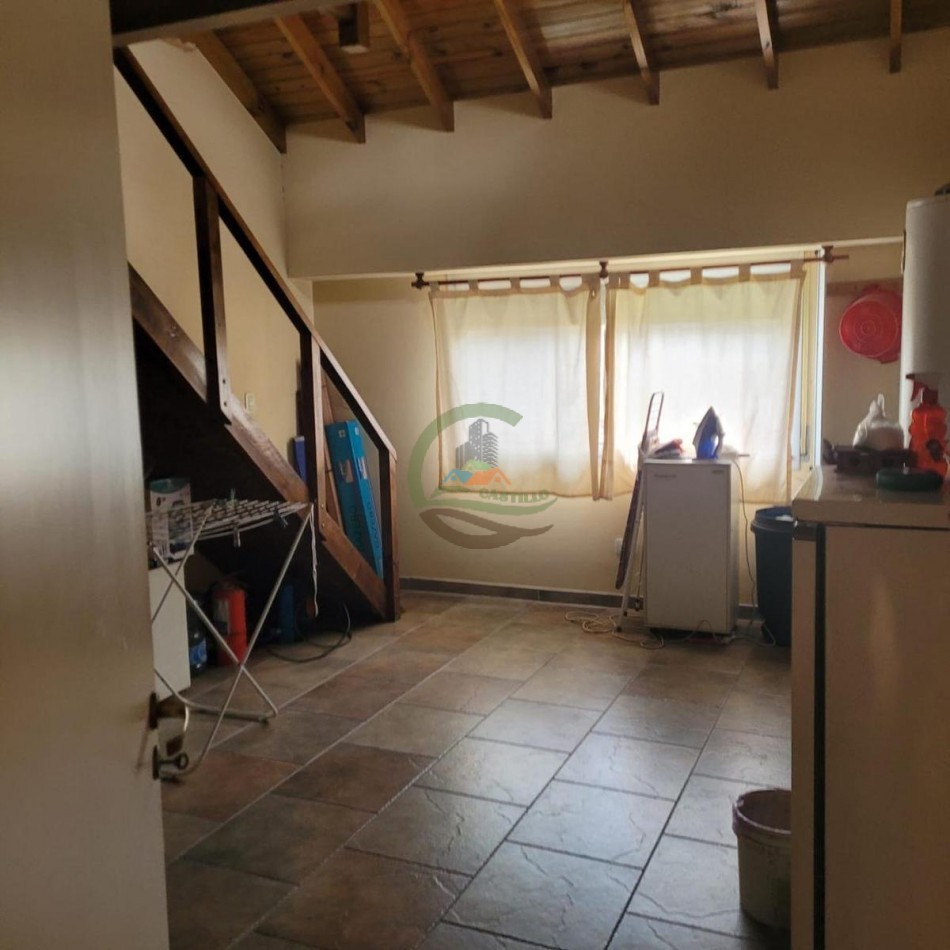 Casa 10 ambientes - uribelarrea - cañuelas