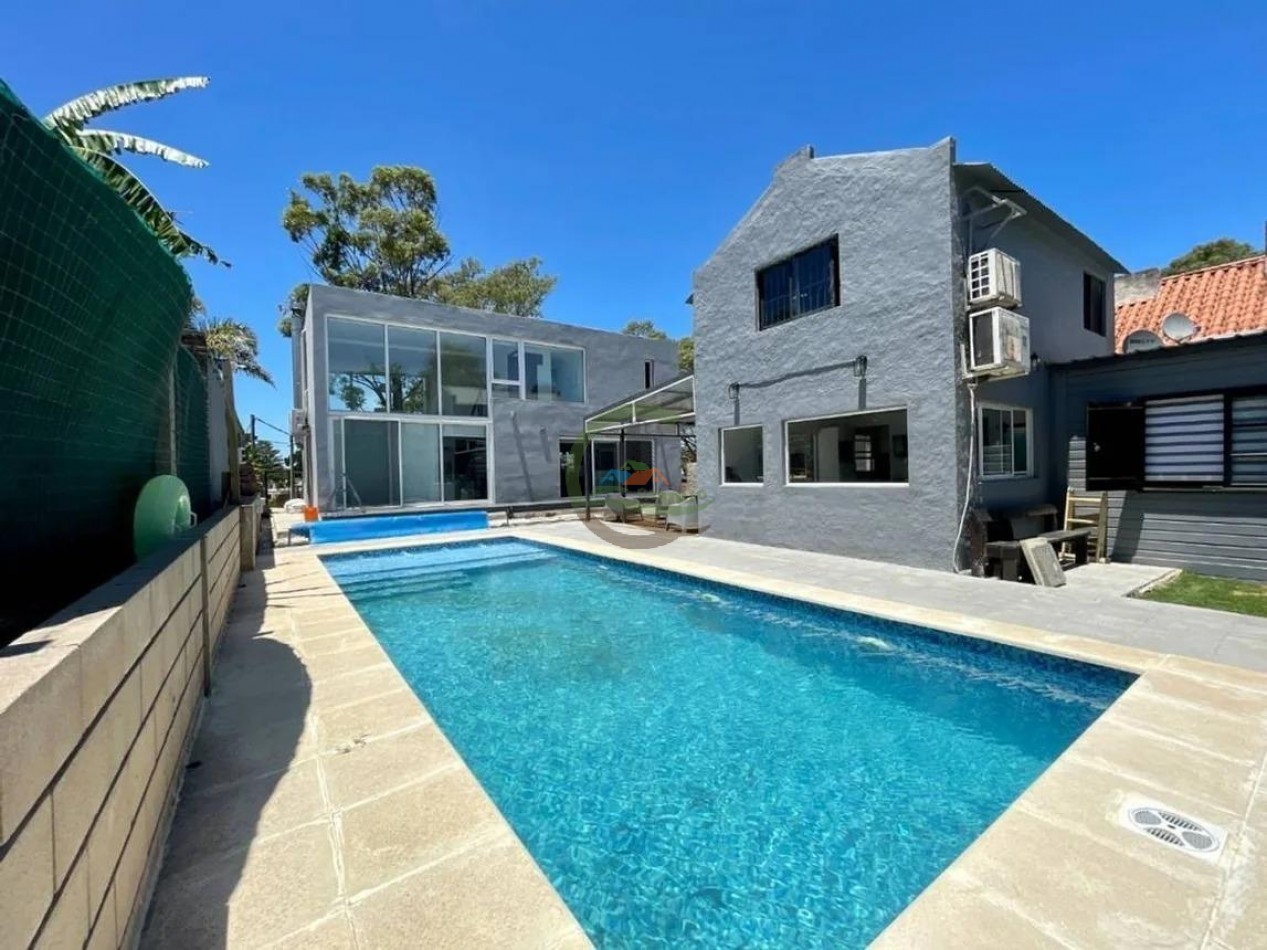 Casa 270m2 - Canelones Uruguay