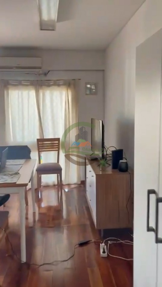 Monoambiente c/ balcon al frente - Parque Patricios - Caba