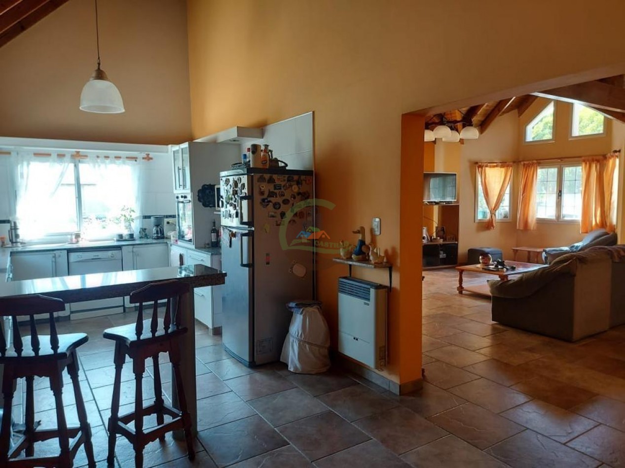 Casa 10 ambientes - uribelarrea - cañuelas