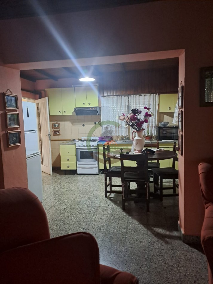 Granja Avicola con Casa - Pedernales
