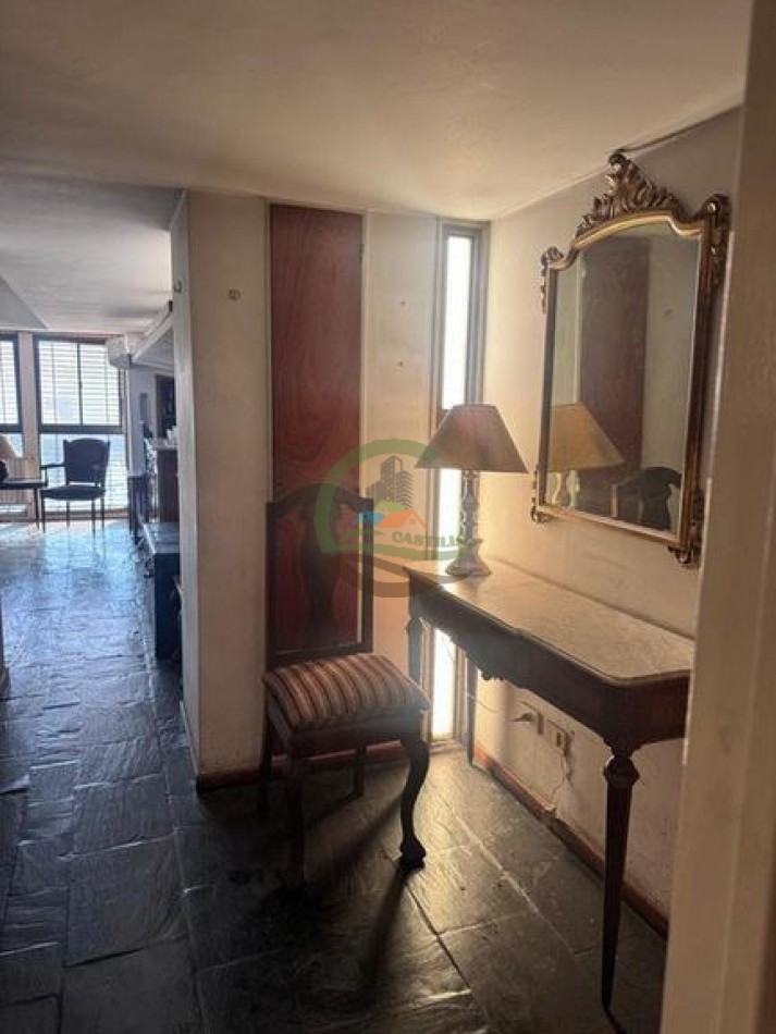 Departamento -Piso - La Plata