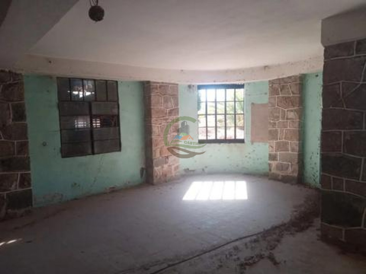 Hotel a restaurar - La Falda