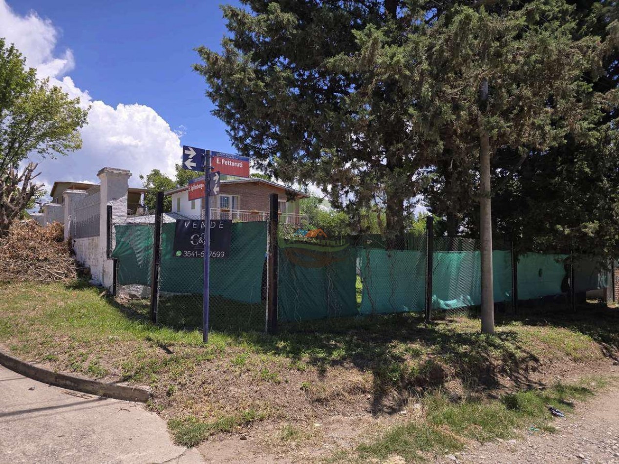 Casa 2 pisos con pileta - Villa Carlos Paz 