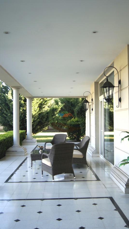 Casa - General Villegas