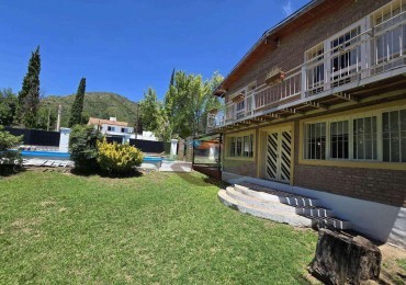 Casa 2 pisos con pileta - Villa Carlos Paz 