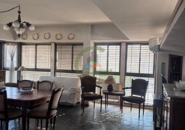 Departamento -Piso - La Plata